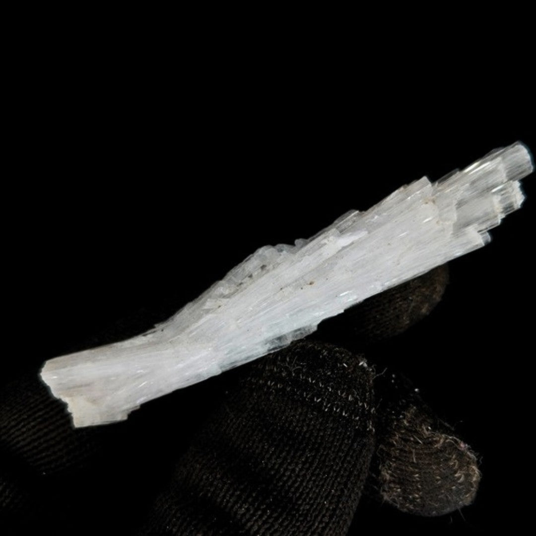 Natural Scolecite Healing Stone 8g Small Zeolite Mineral from India