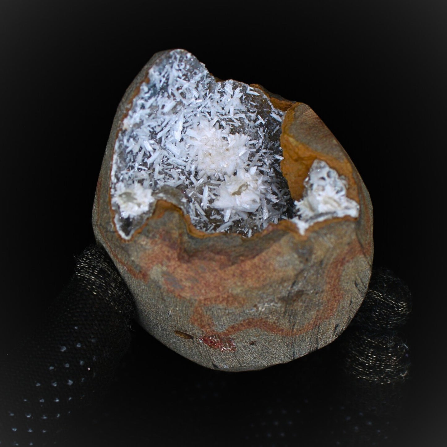 345g High-Quality Scolecite Geode  Beautiful Natural Healing Minerals
