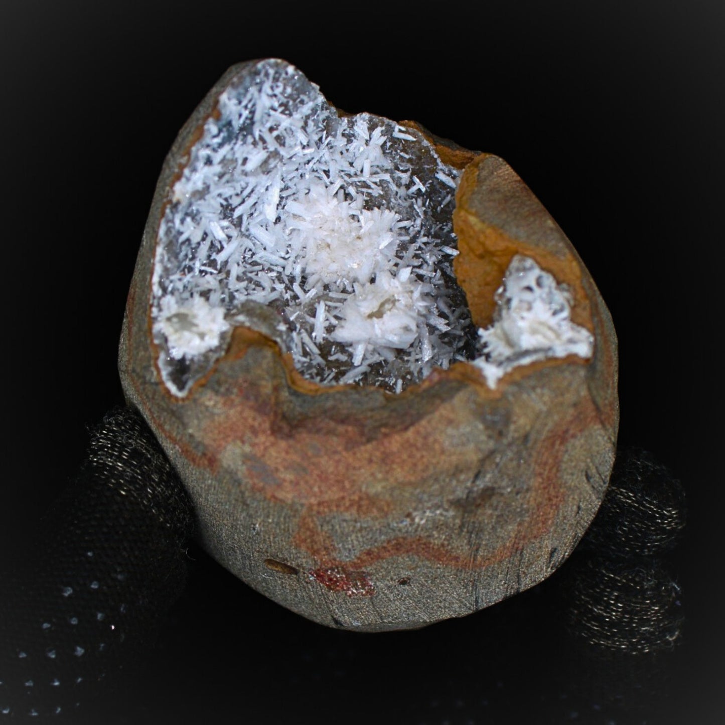 345g High-Quality Scolecite Geode  Beautiful Natural Healing Minerals