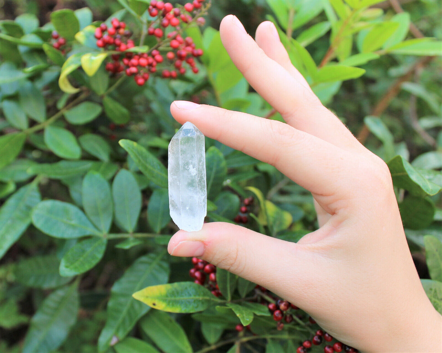 Wholesale Bulk Lot 2 lb Natural Clear Quartz Crystal Points Wand, AAA Quality
