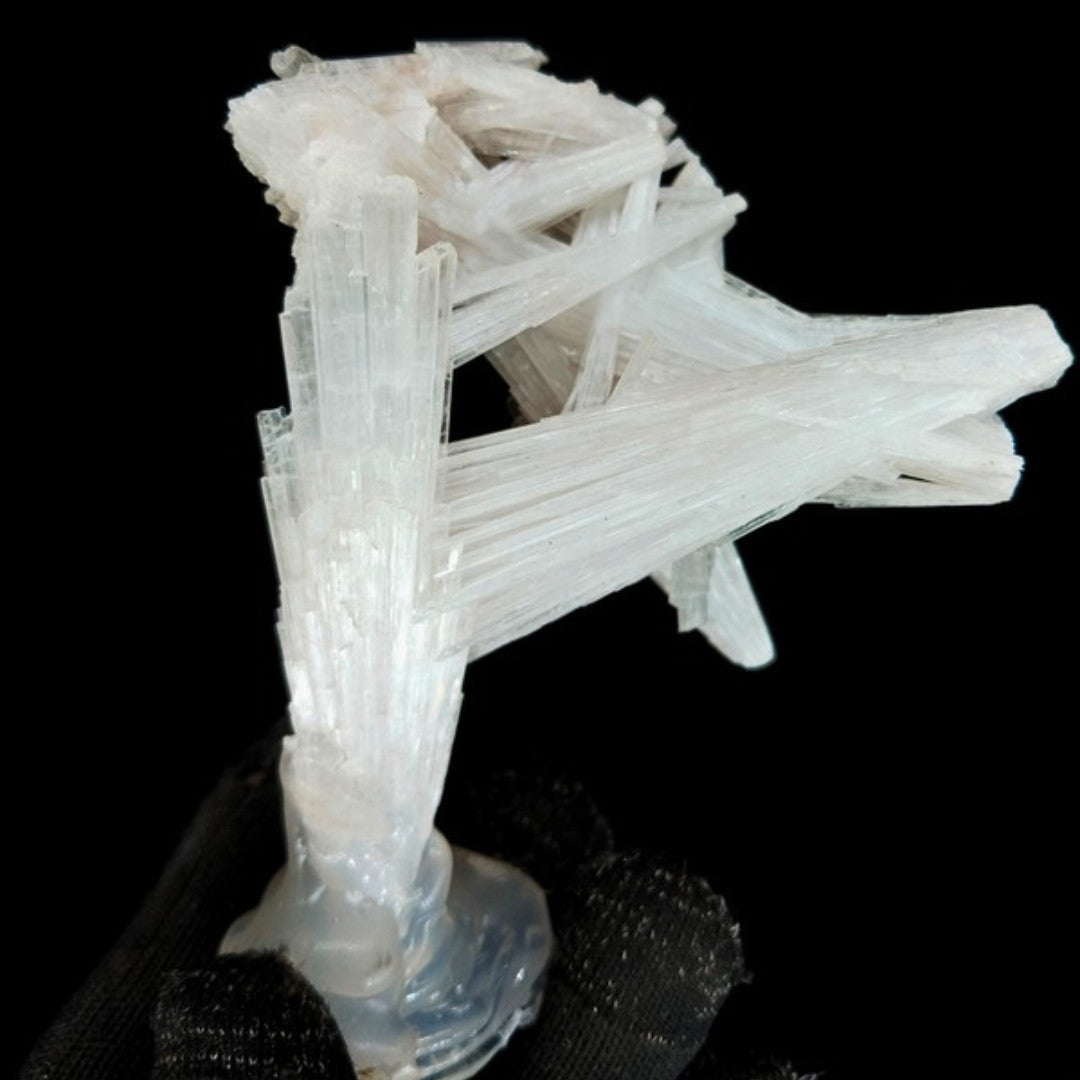 Natural Scolecite Crystal 80g 9x4cm Zeolite Needle Cluster India Specimen