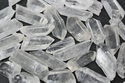 Wholesale Bulk Lot 1 lb Natural Clear Quartz Crystal Points Wand, AAA Quality